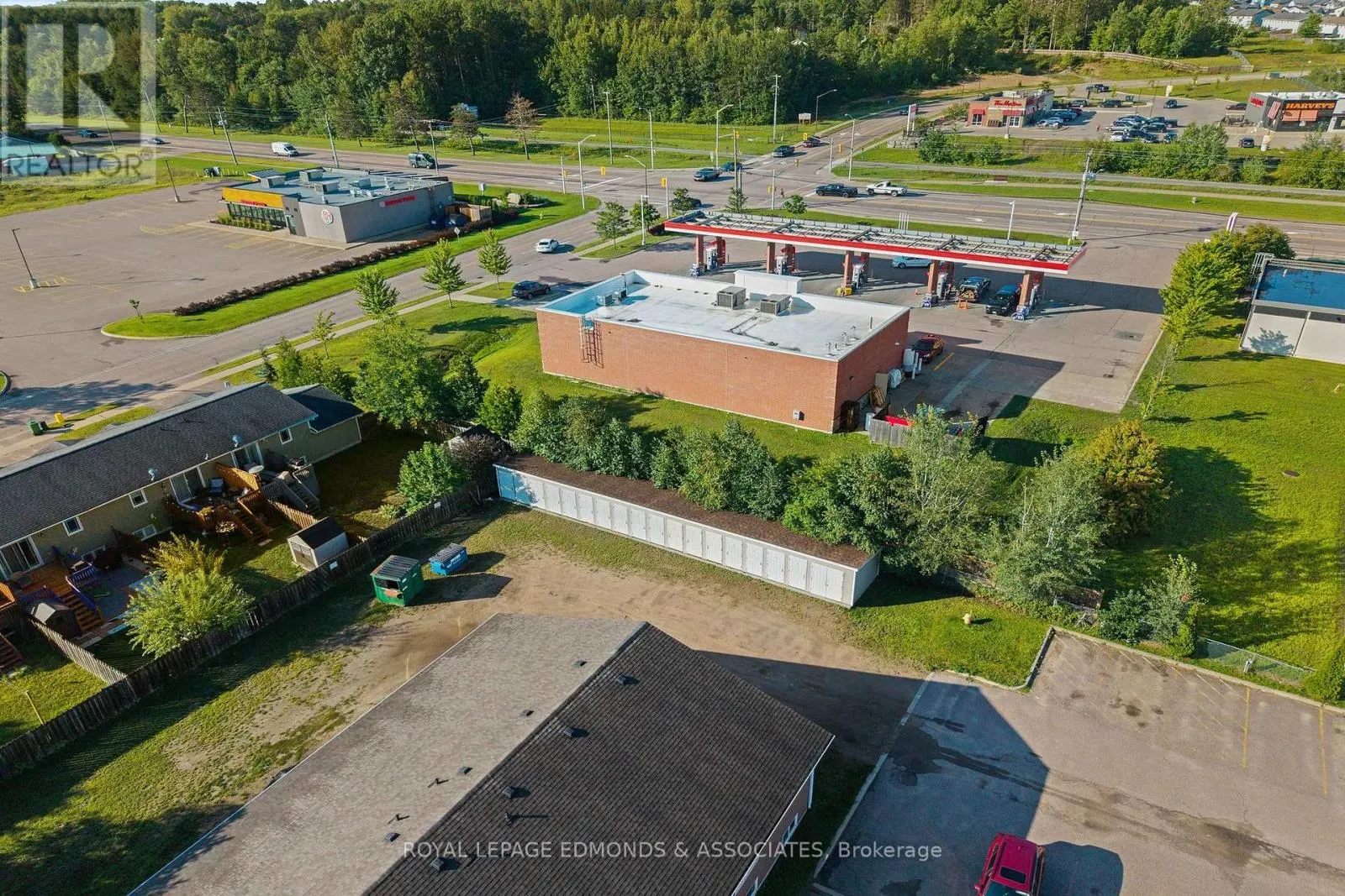5 RENFREW STREET