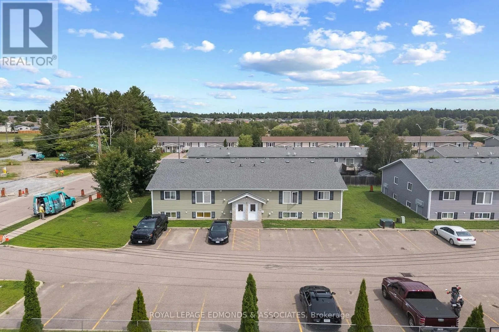 5 RENFREW STREET