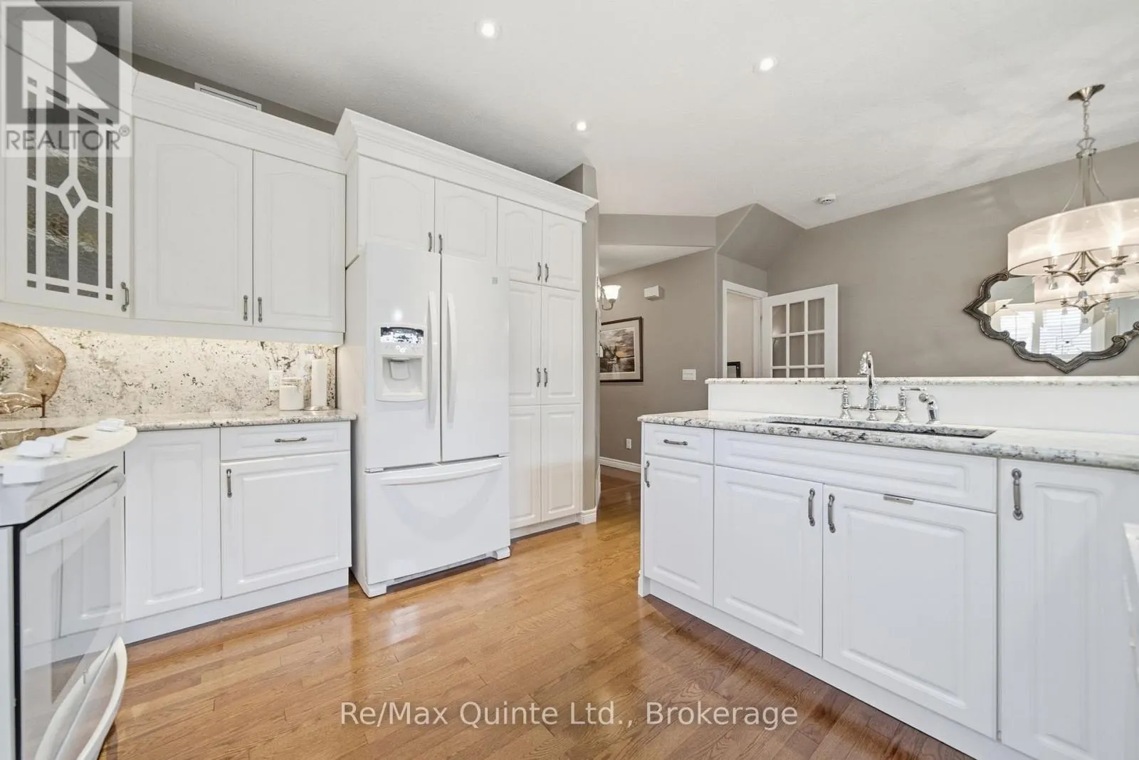 86 PINNACLE STREET S
