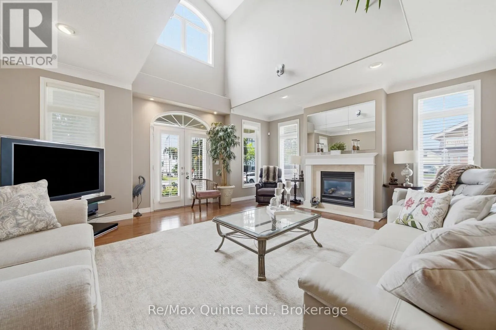 86 PINNACLE STREET S