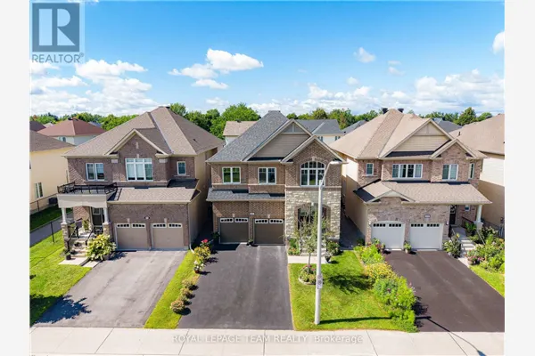 607 PARADE DRIVE