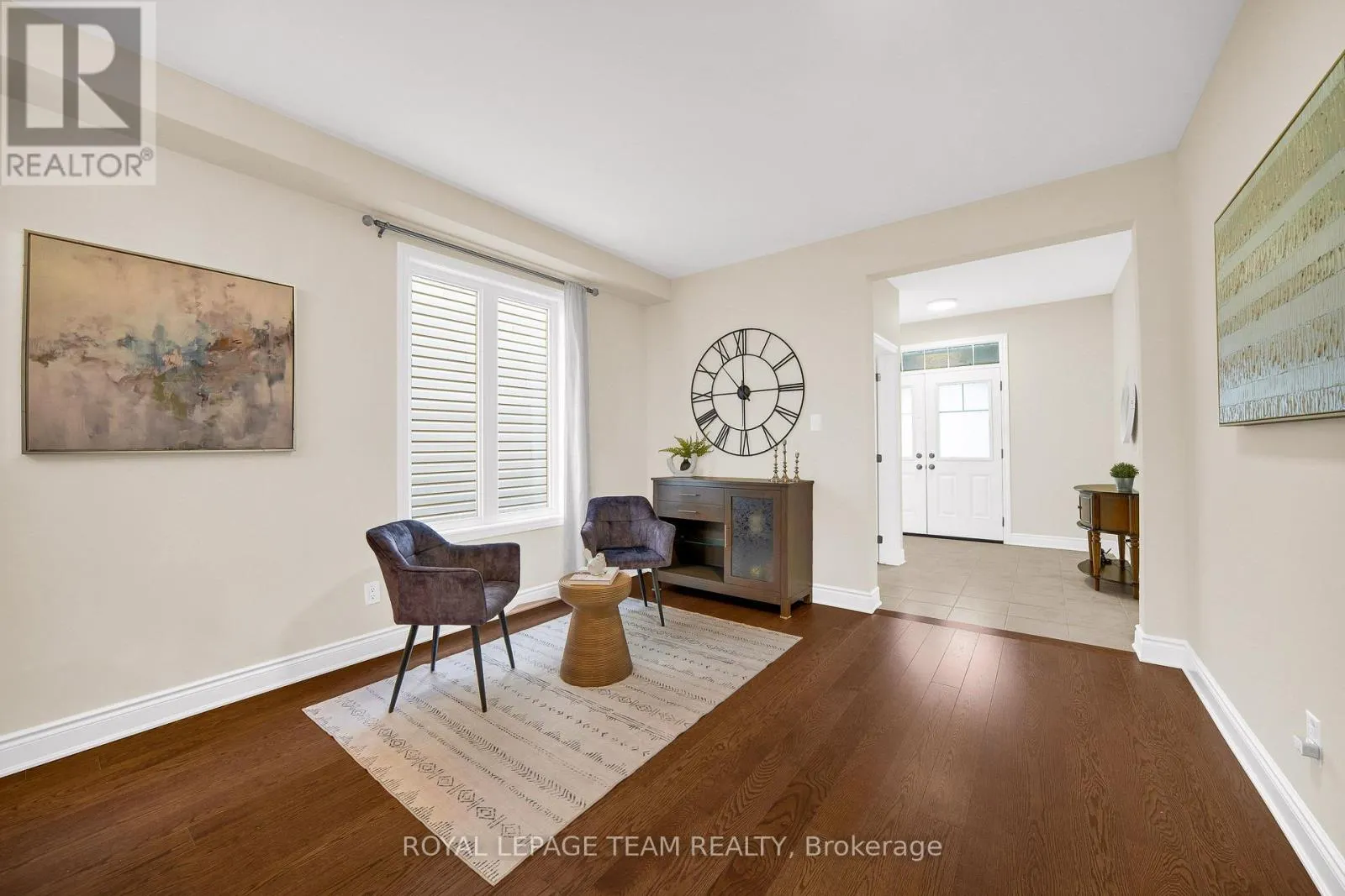 607 PARADE DRIVE