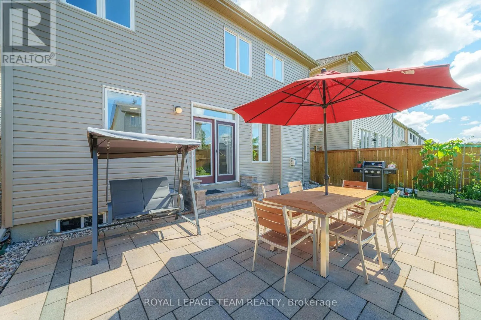 607 PARADE DRIVE