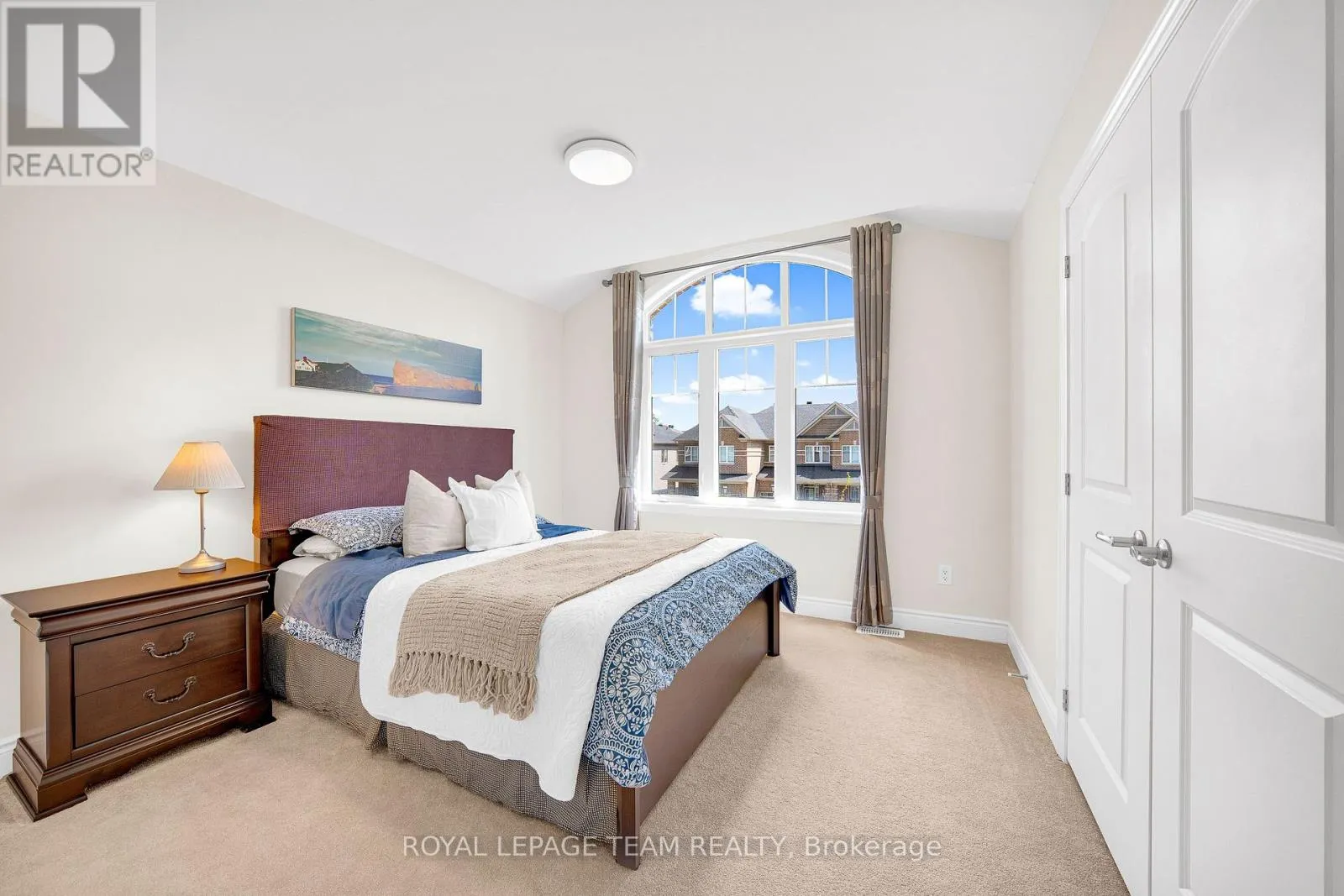 607 PARADE DRIVE