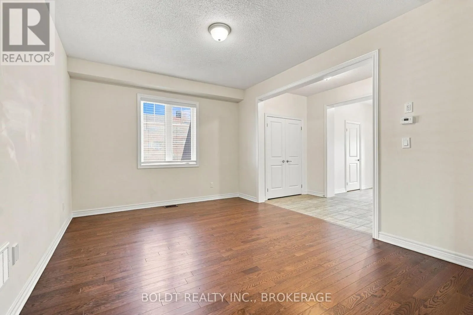 85 HOMESTEAD WAY