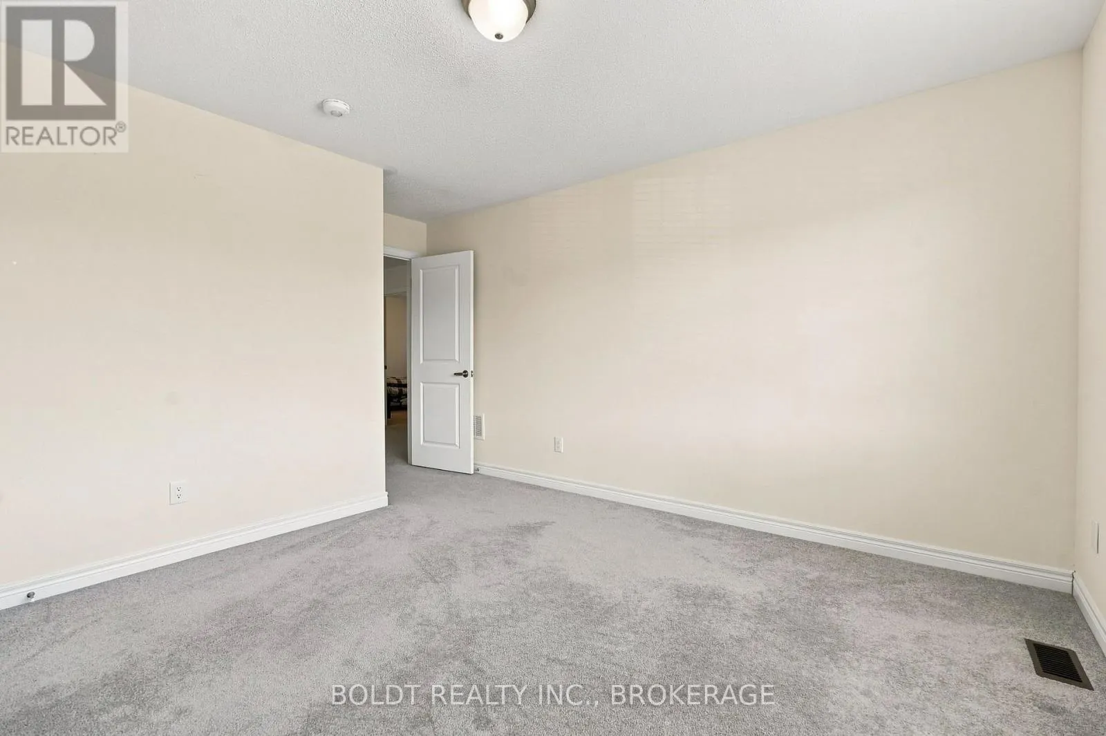 85 HOMESTEAD WAY