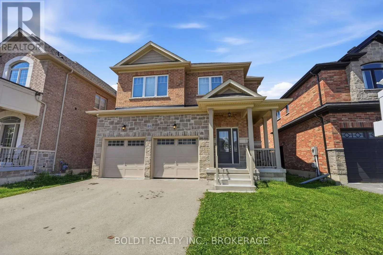 85 HOMESTEAD WAY