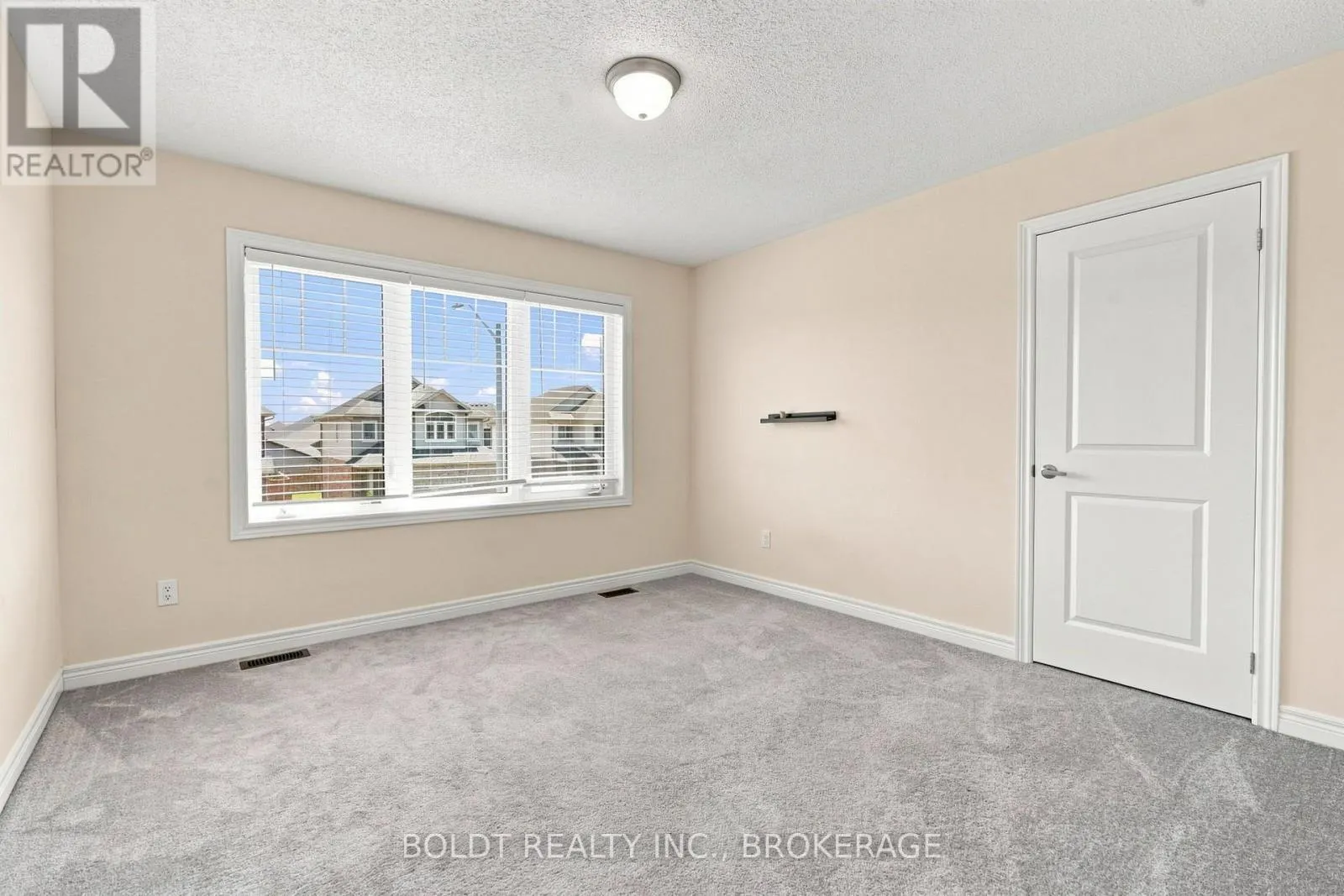 85 HOMESTEAD WAY