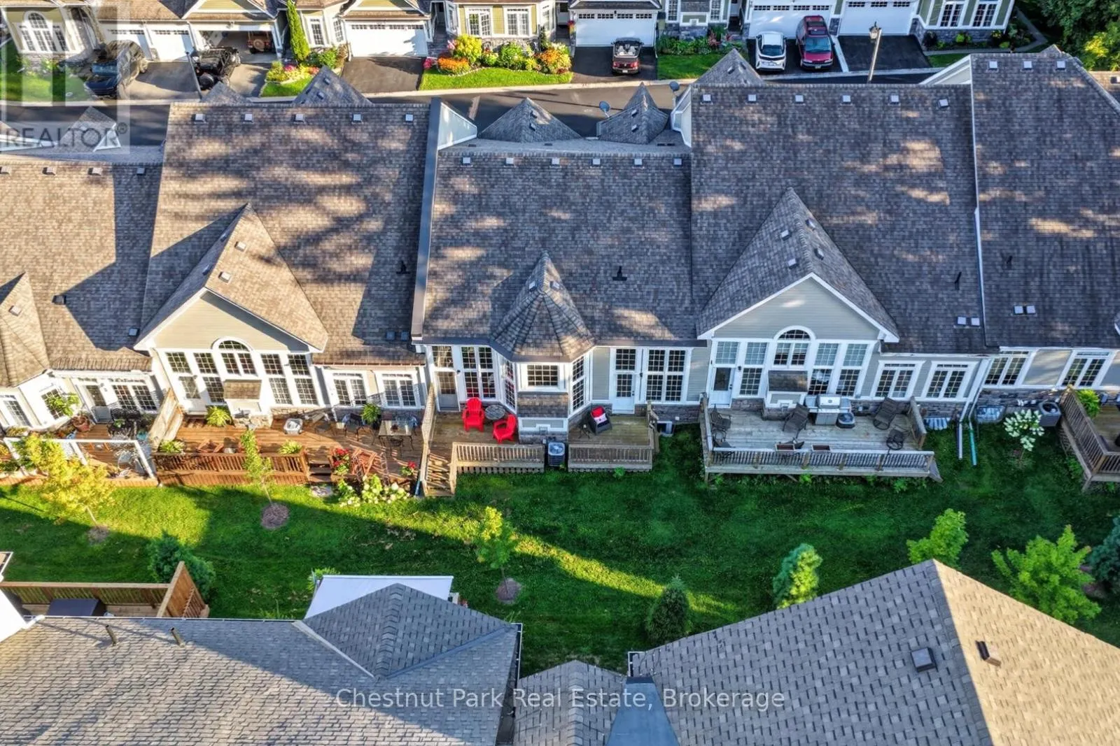 7 STORMONT COURT