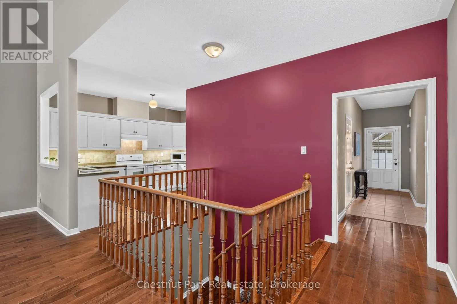 7 STORMONT COURT