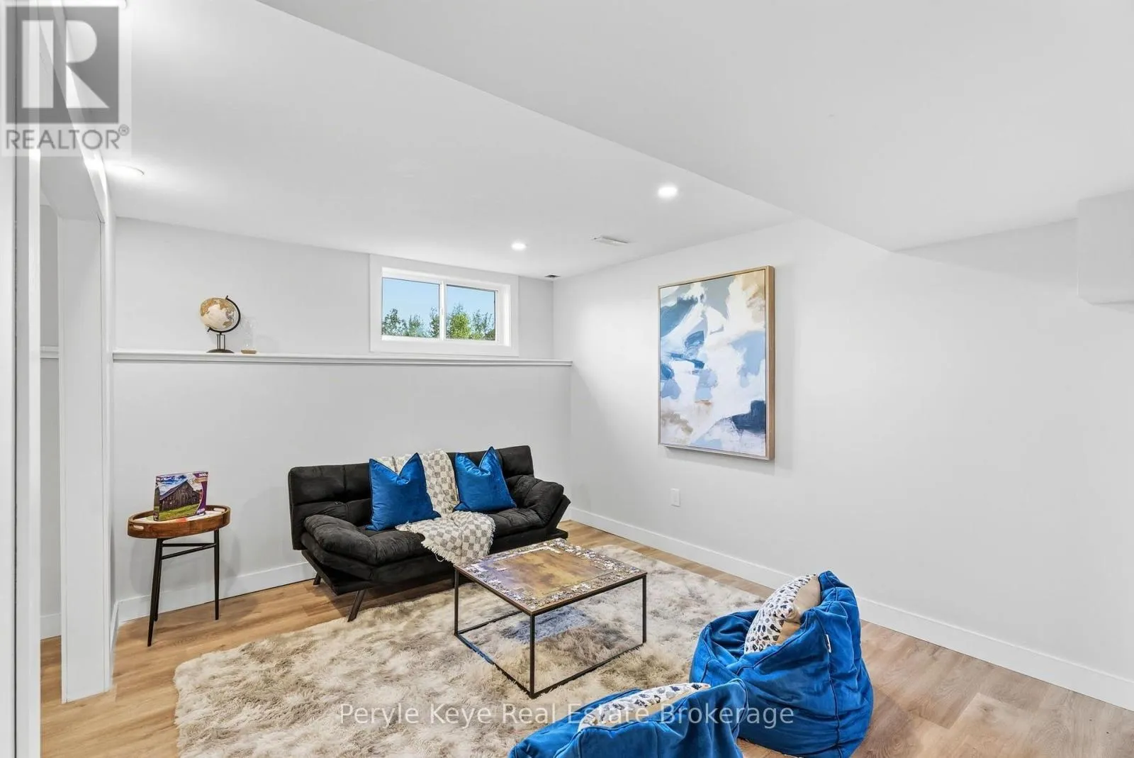 81 DOUGLAS DRIVE