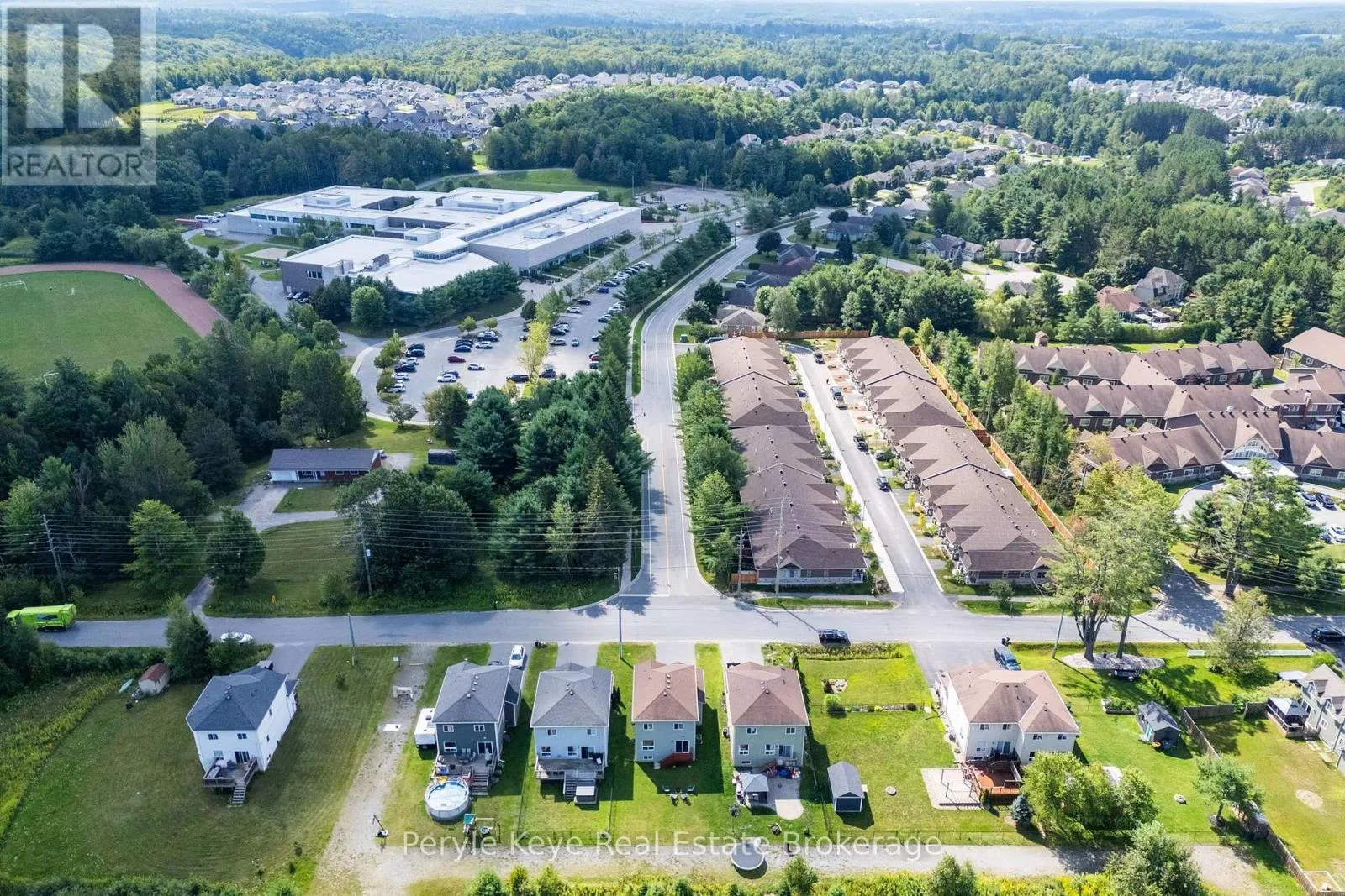 81 DOUGLAS DRIVE