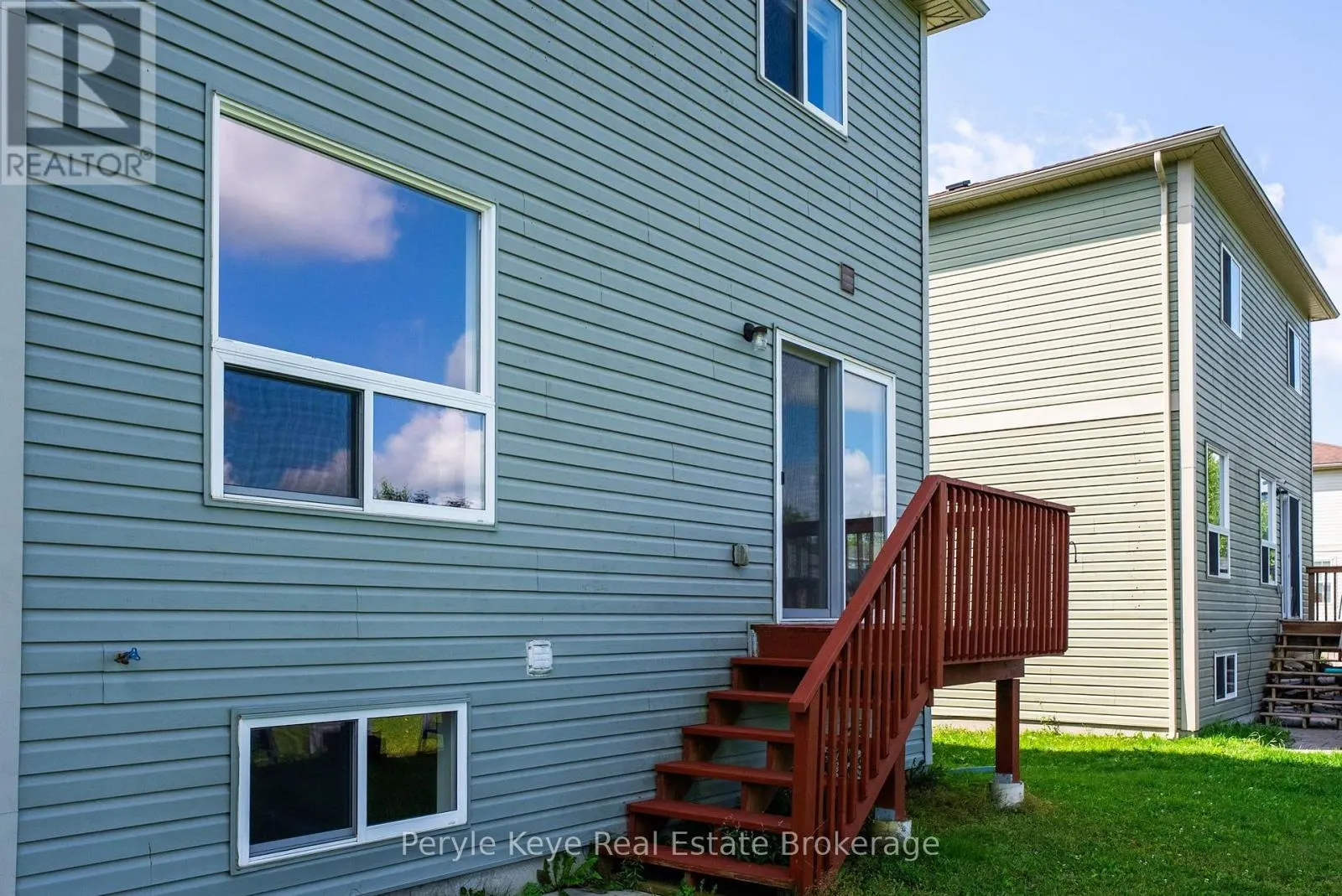 81 DOUGLAS DRIVE
