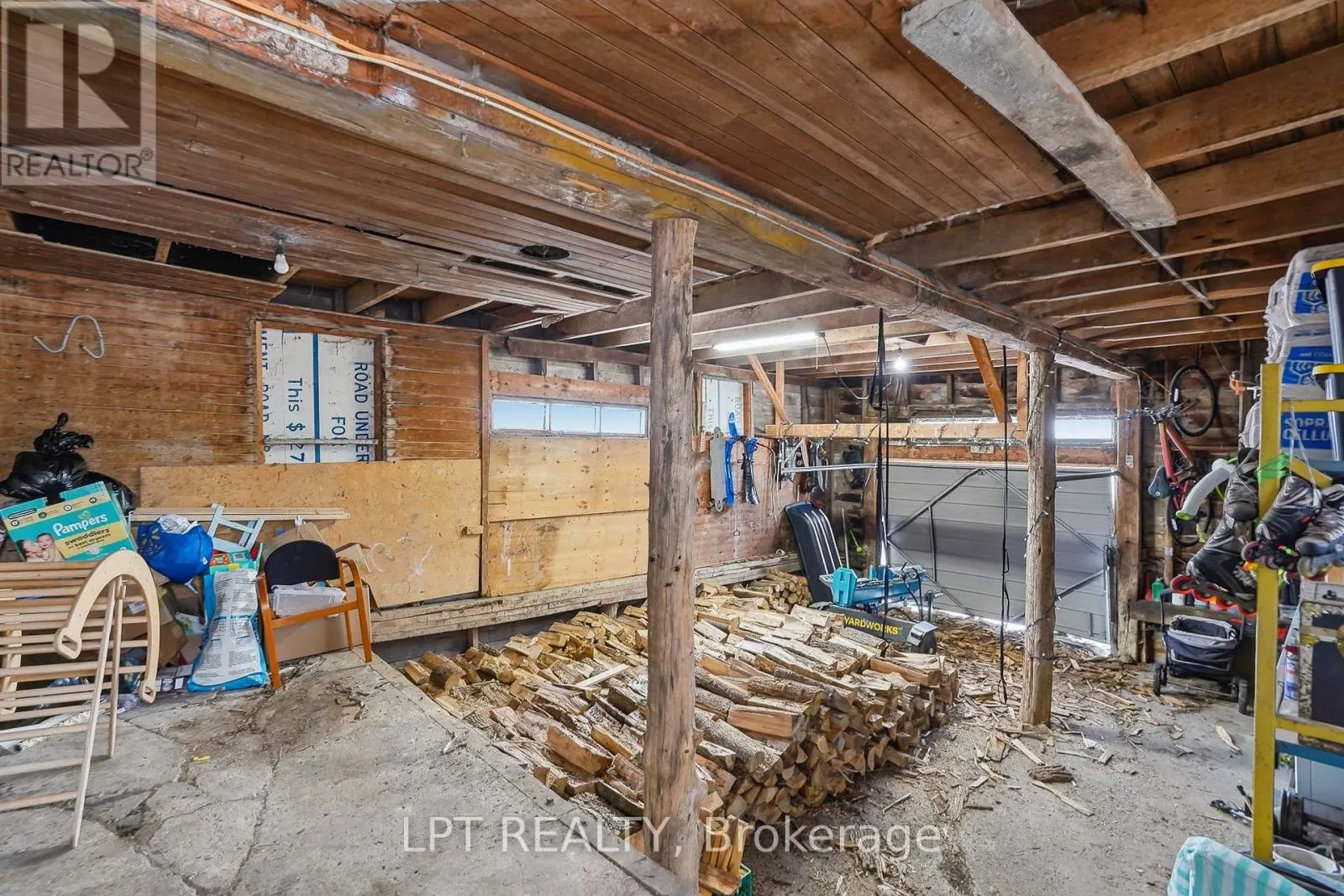 21630 LAGGAN-GLENELG ROAD