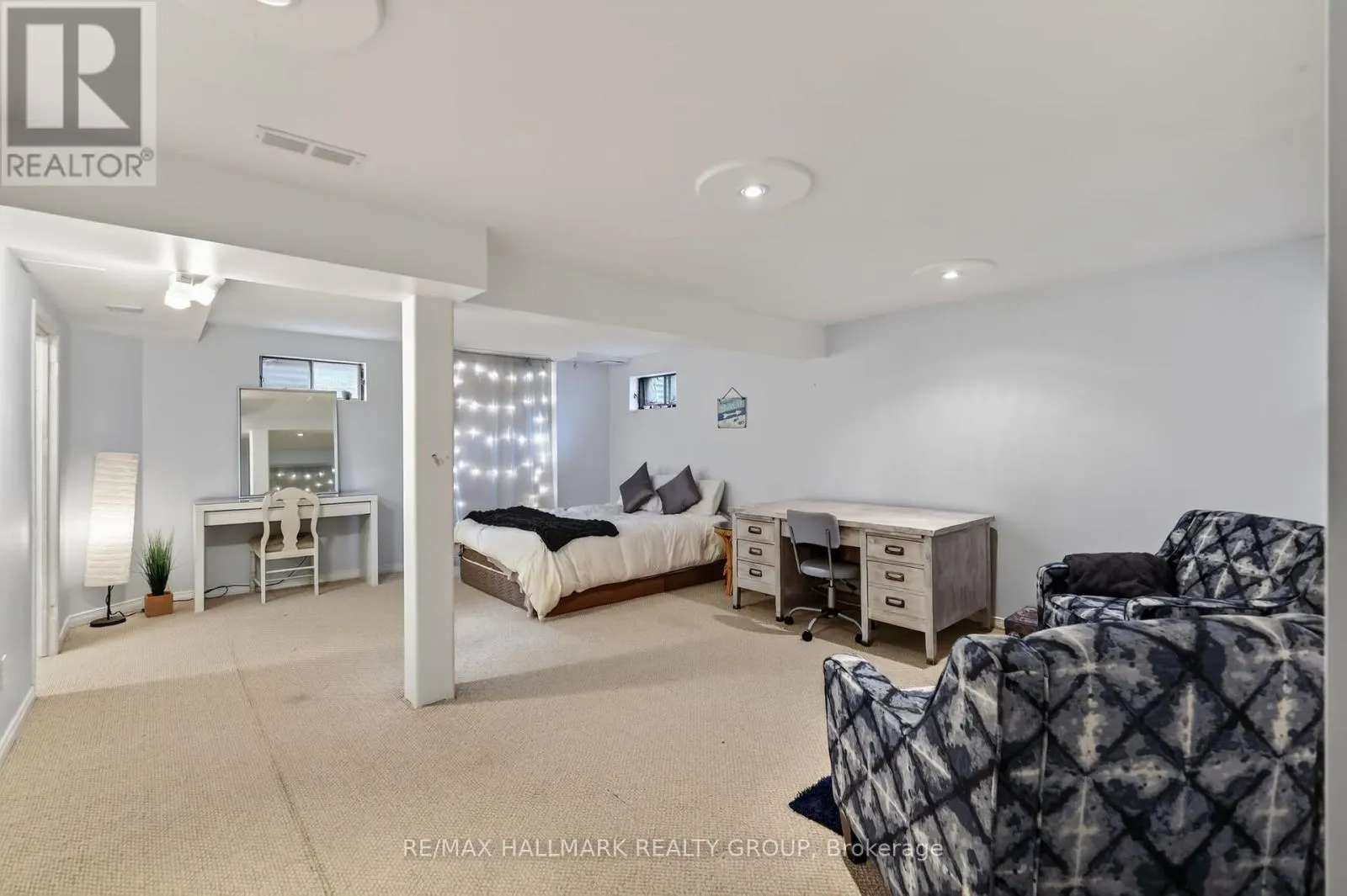9 KINTAIL COURT