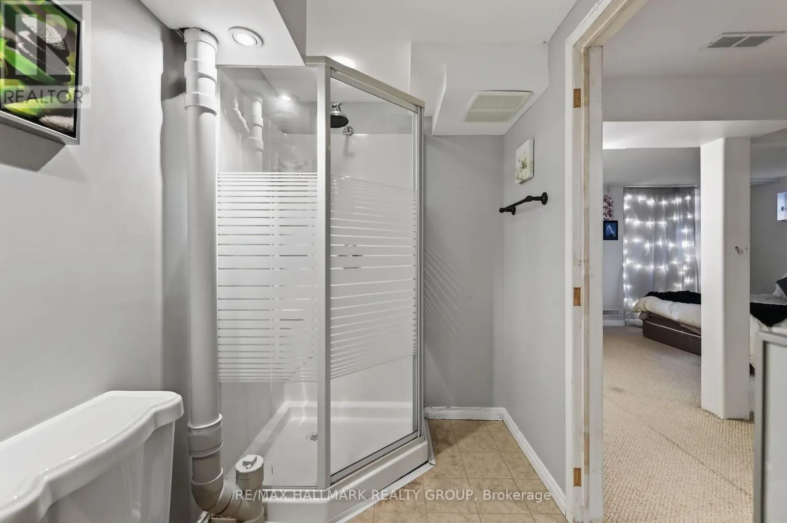 9 KINTAIL COURT
