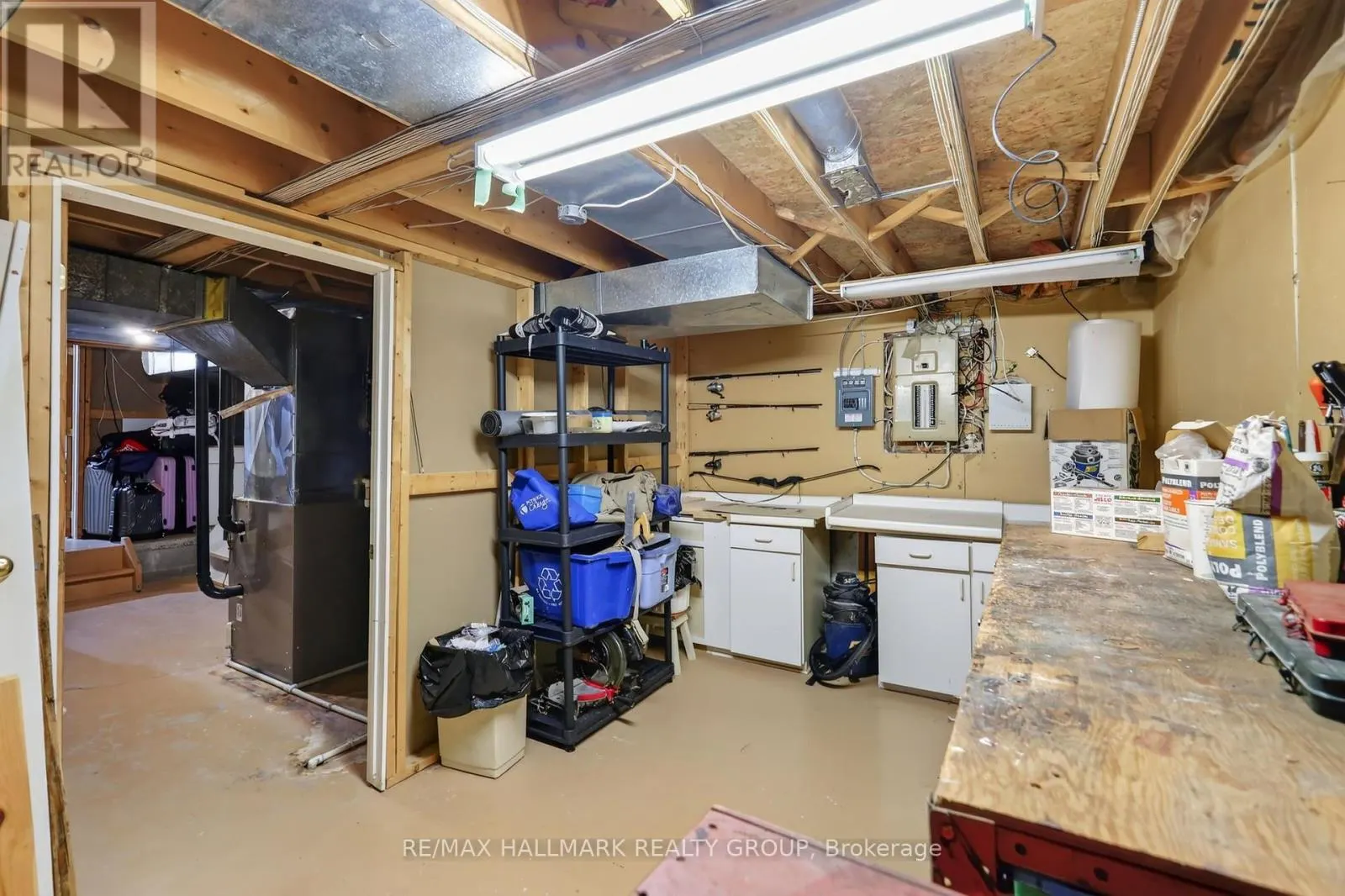 9 KINTAIL COURT