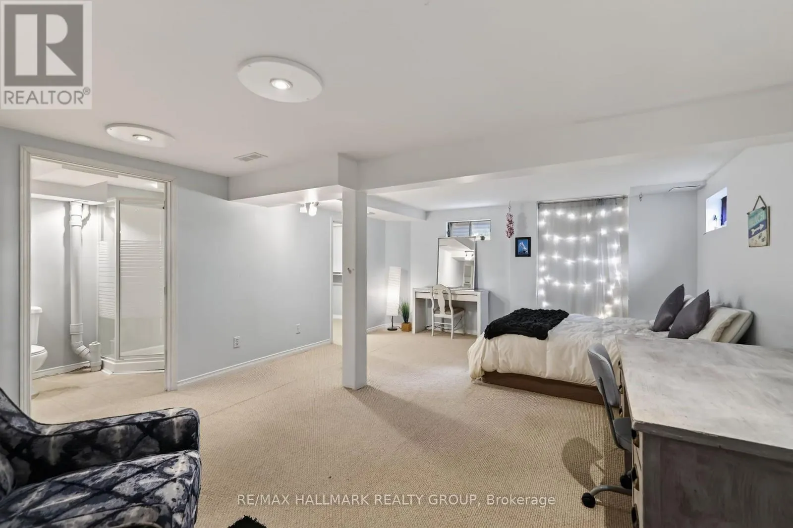 9 KINTAIL COURT