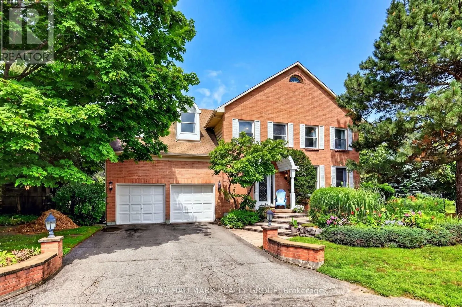 9 KINTAIL COURT