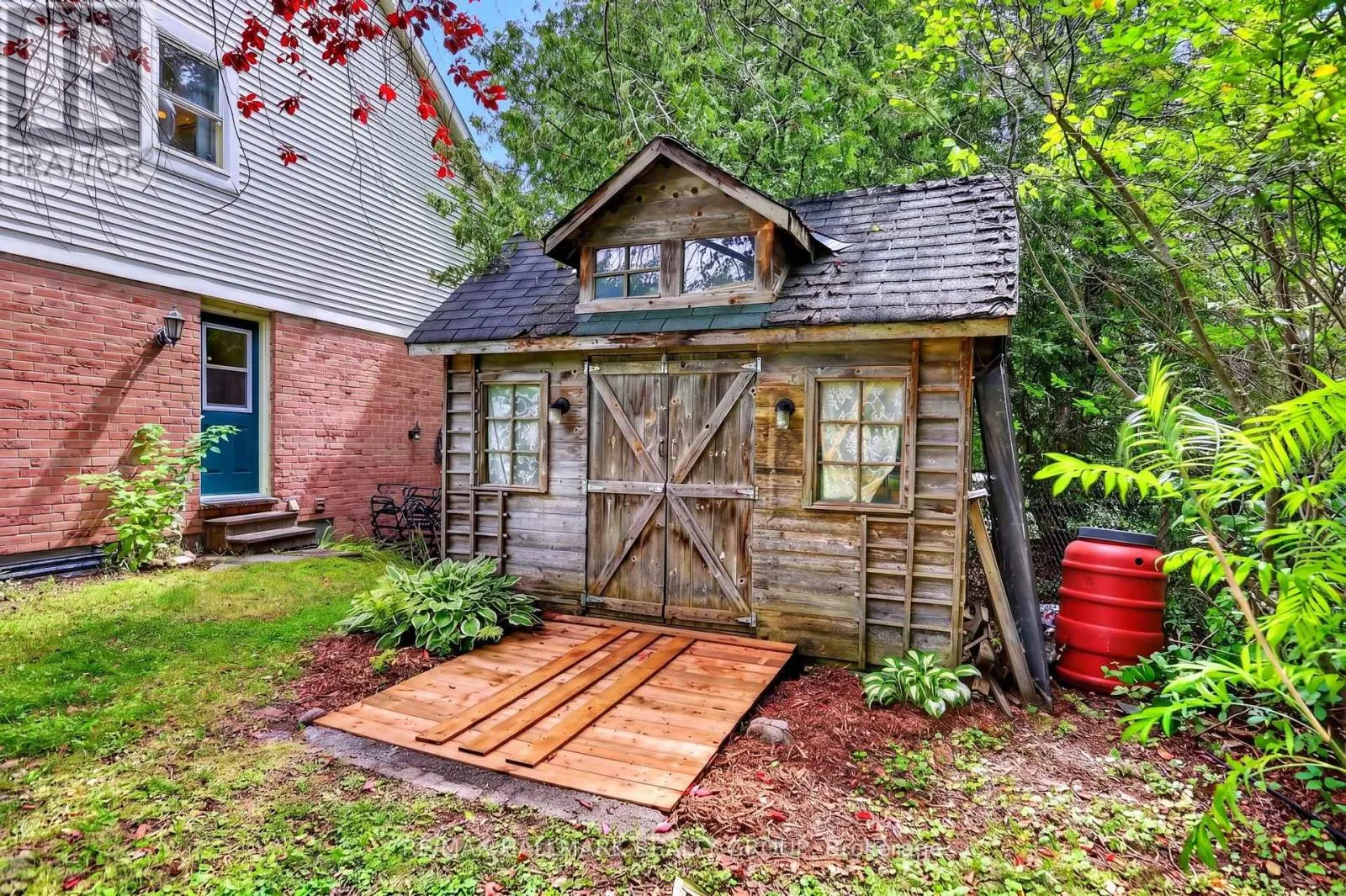 9 KINTAIL COURT