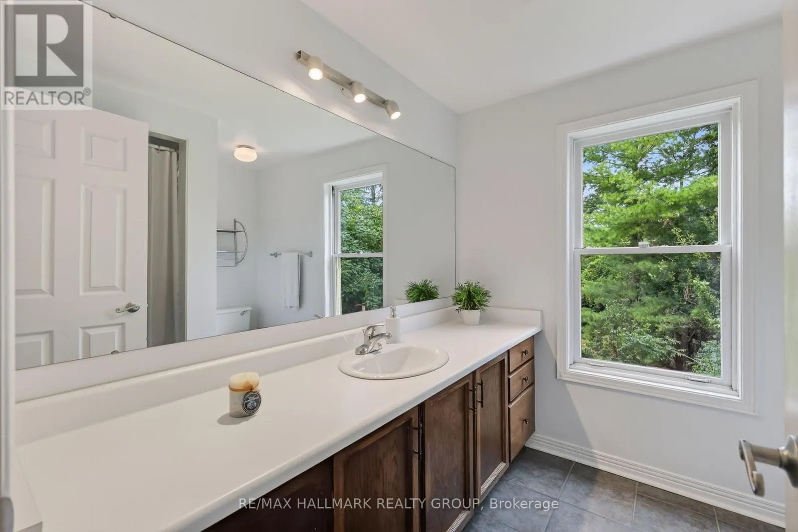 9 KINTAIL COURT