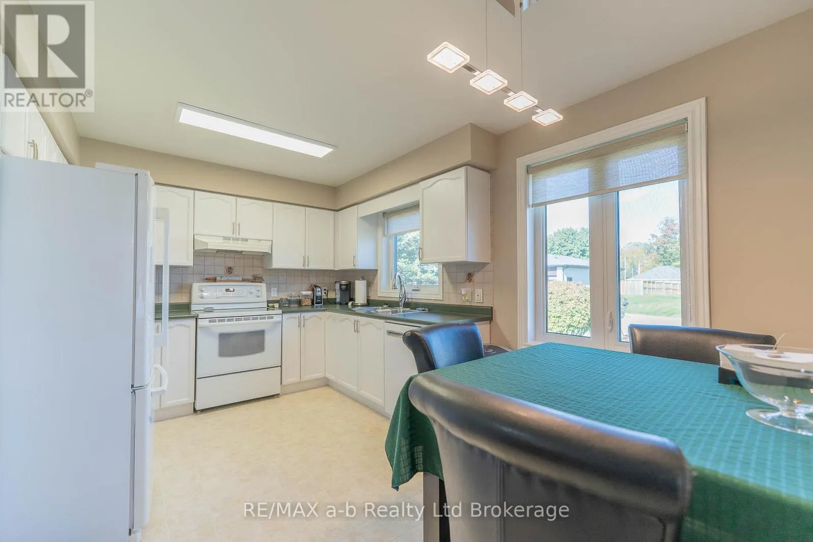 23 ARMSTRONG DRIVE