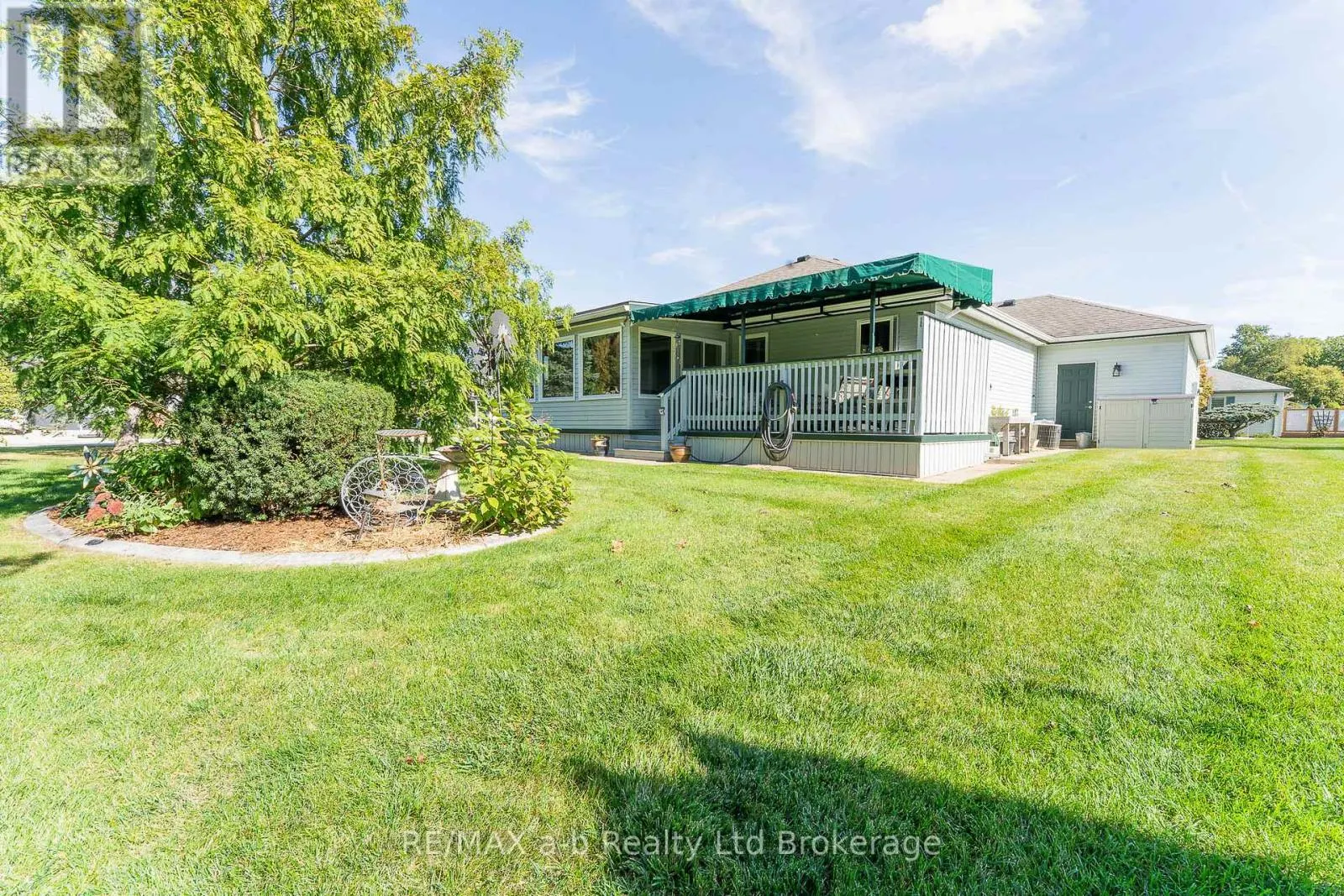23 ARMSTRONG DRIVE