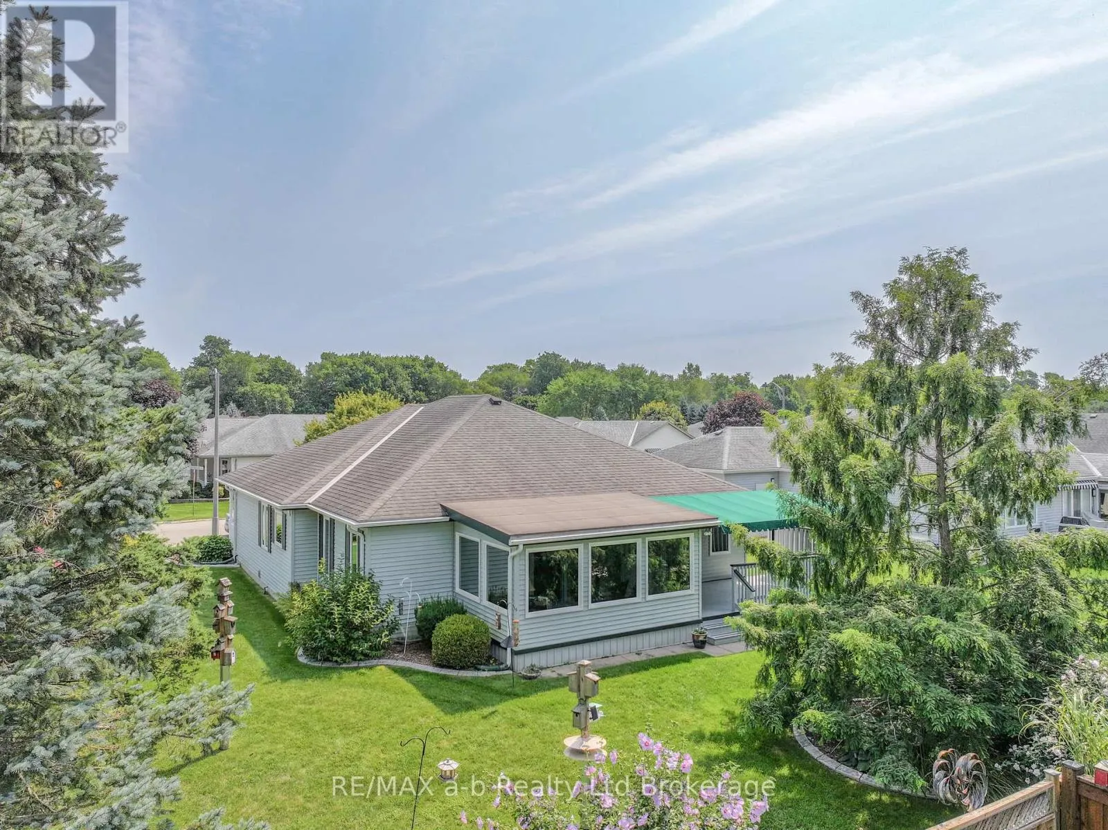 23 ARMSTRONG DRIVE