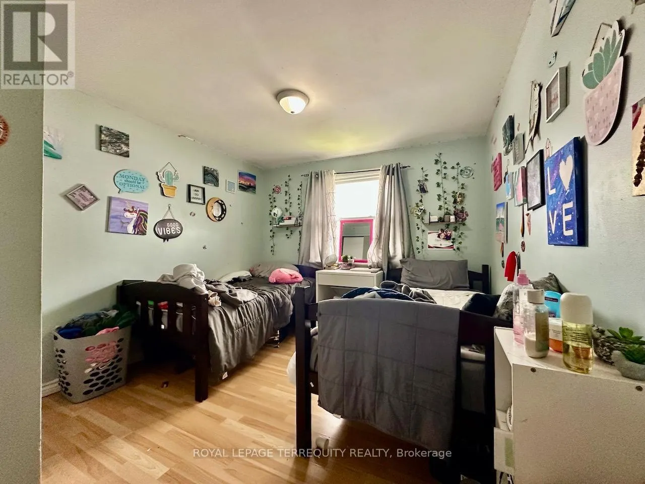 12 ORCHARD PLACE