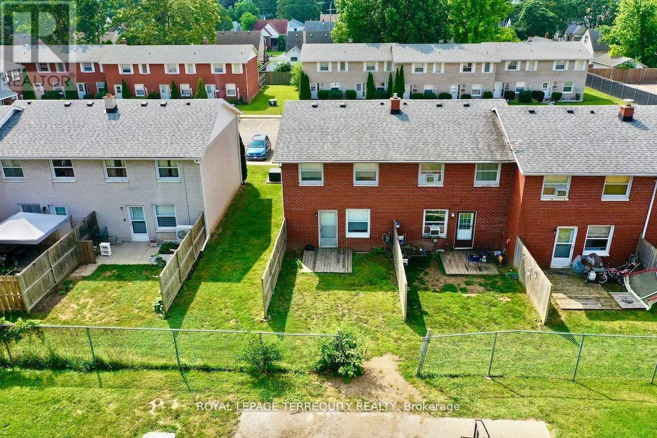 35 ORCHARD PLACE