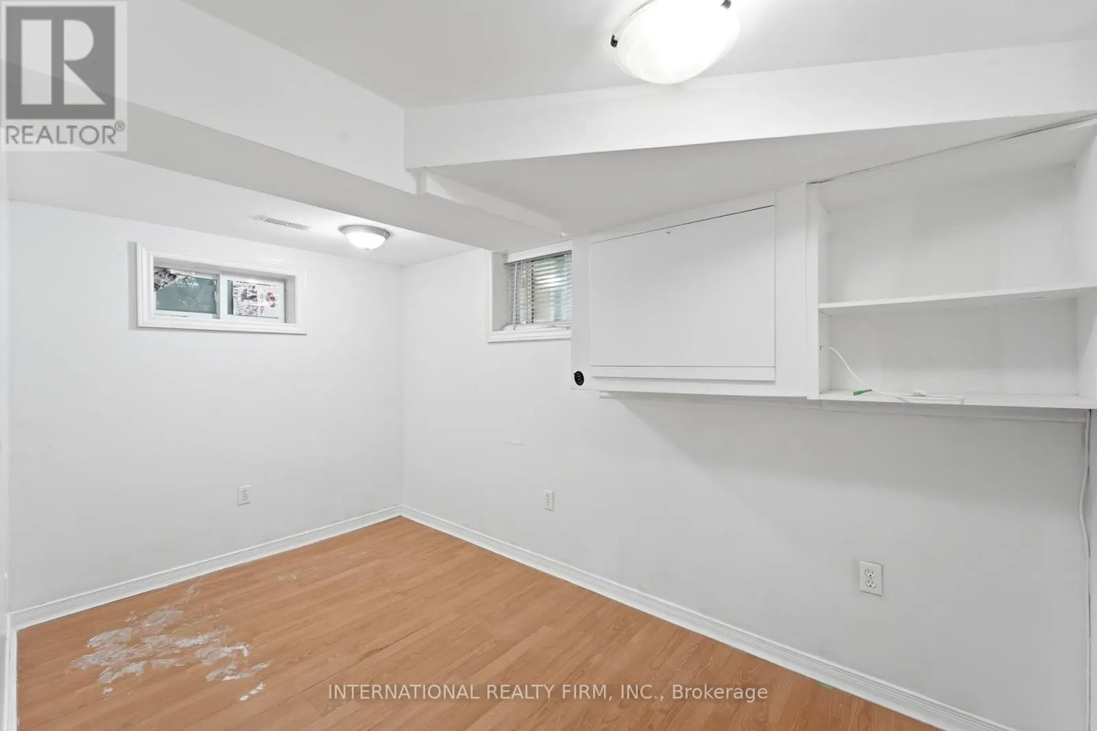1213 ERINDALE DRIVE