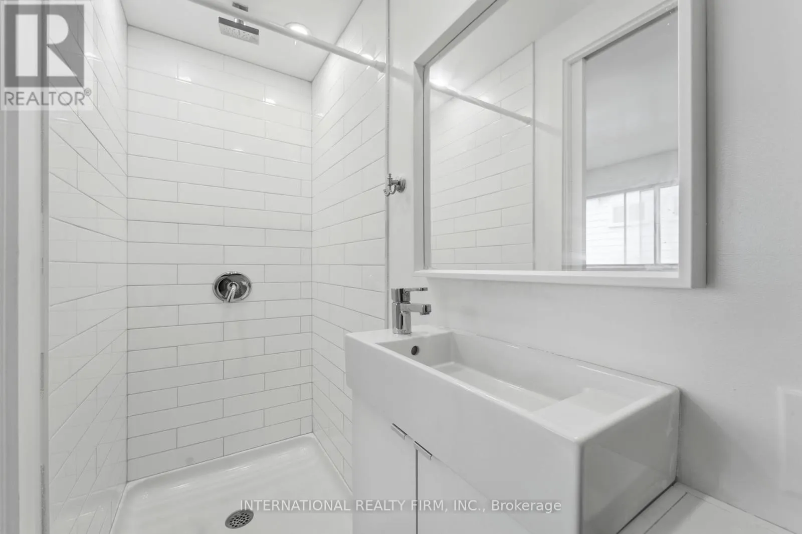 1213 ERINDALE DRIVE