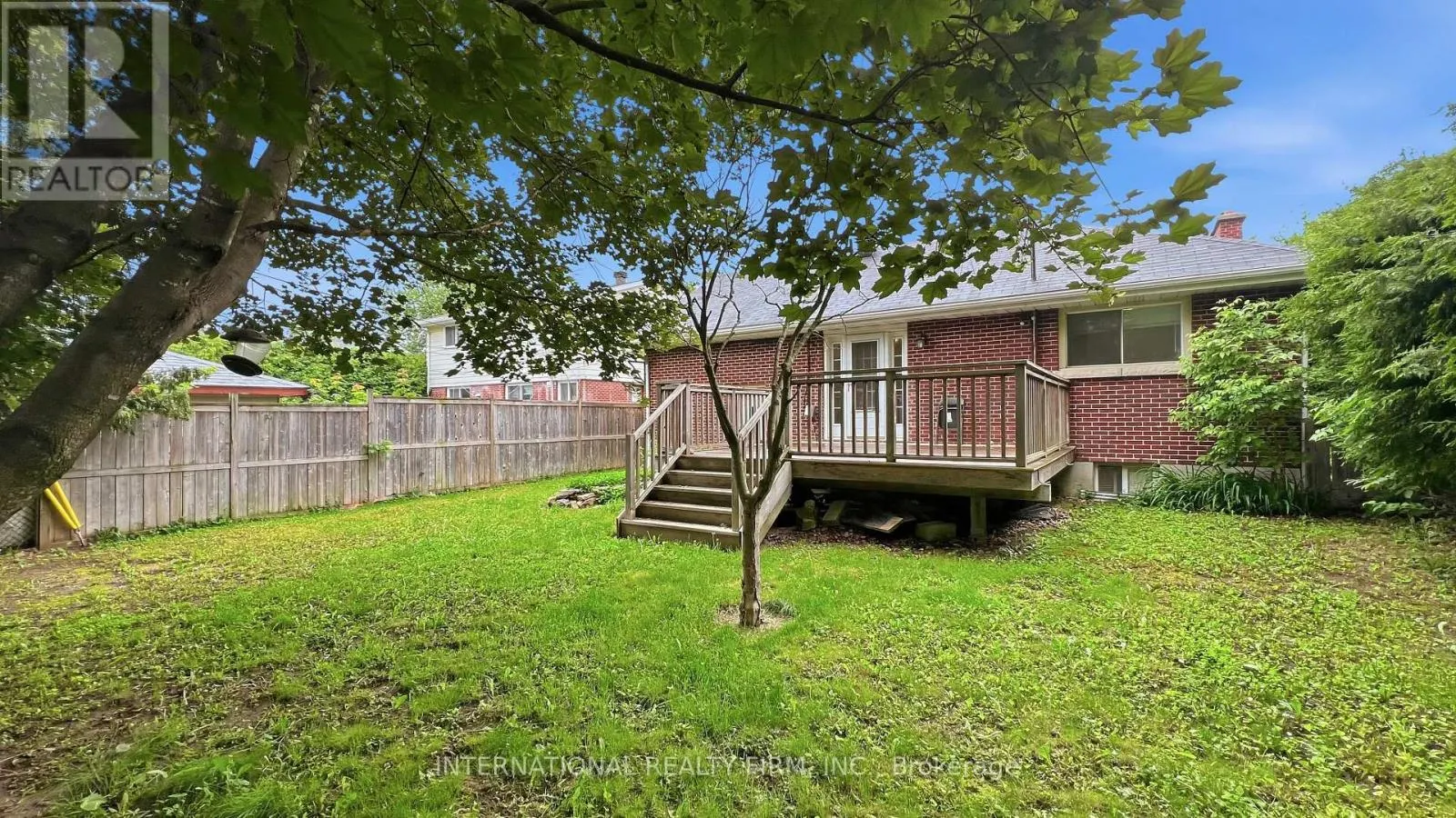 1213 ERINDALE DRIVE