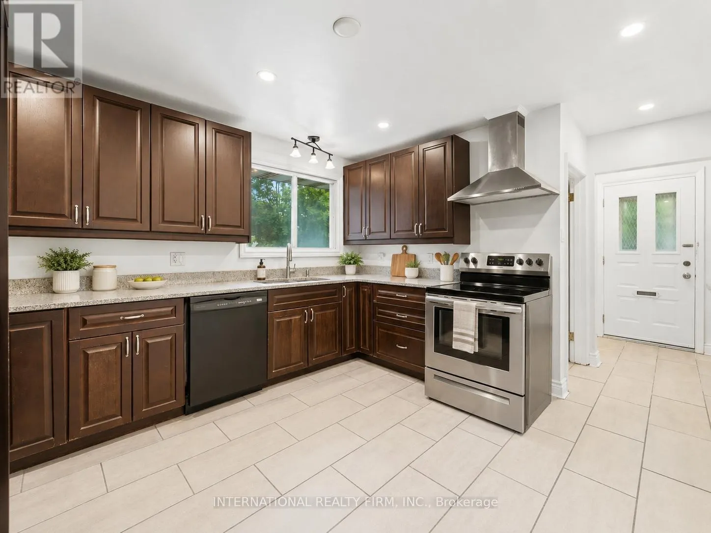 1213 ERINDALE DRIVE