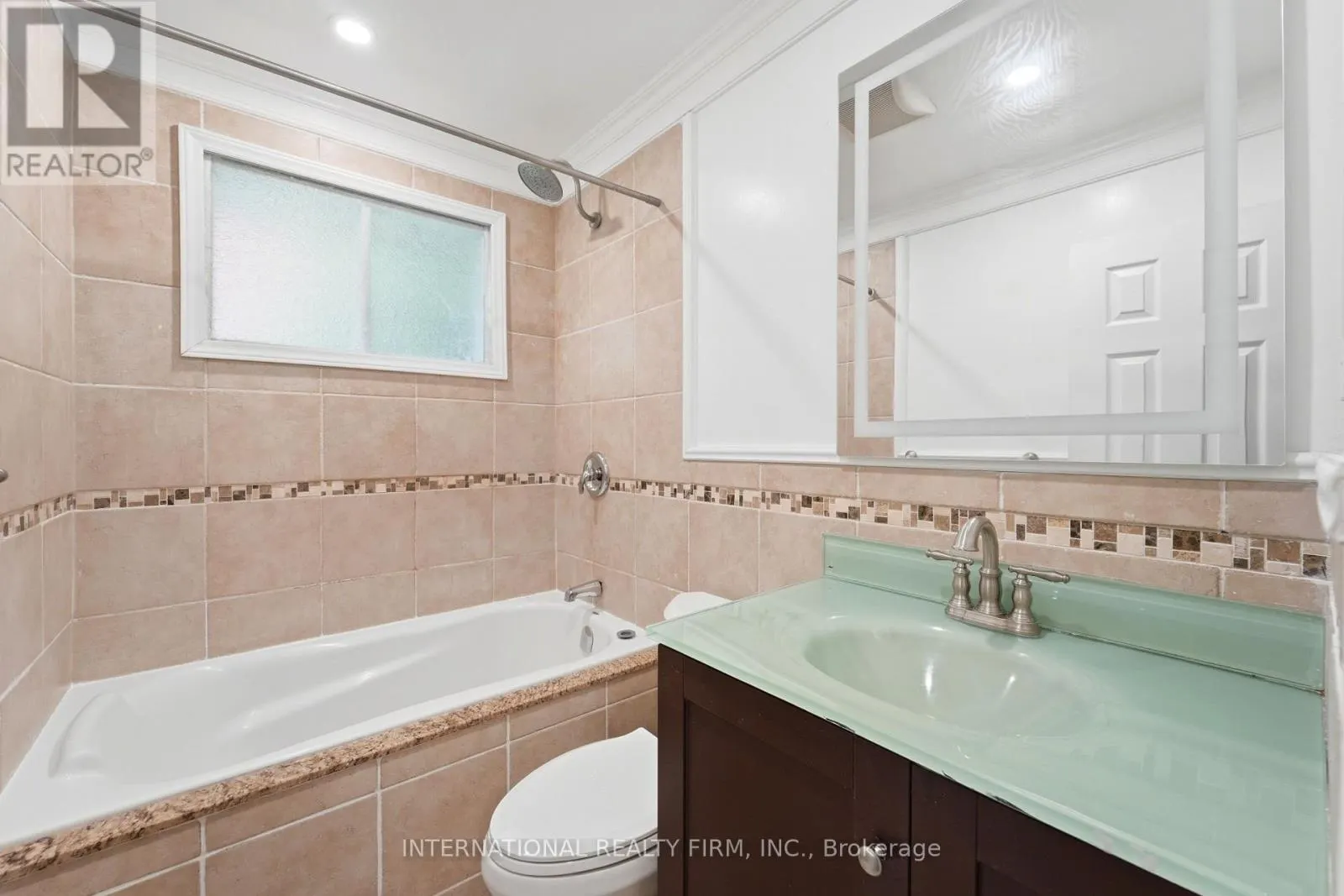 1213 ERINDALE DRIVE