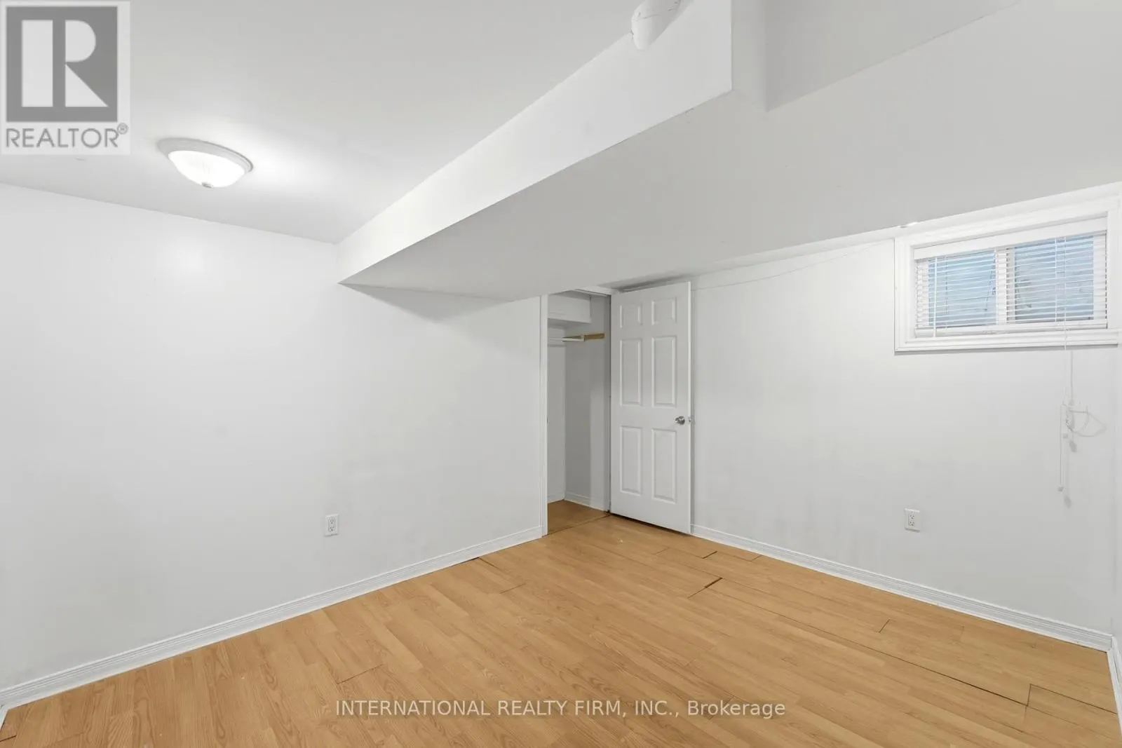 1213 ERINDALE DRIVE
