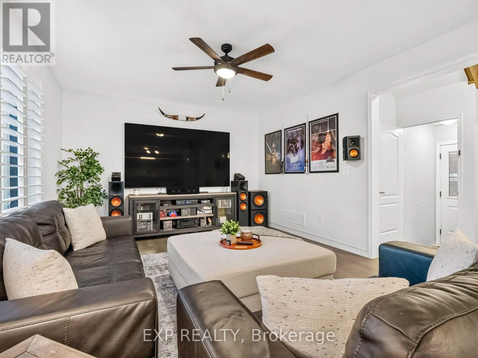 62 ESTHER CRESCENT