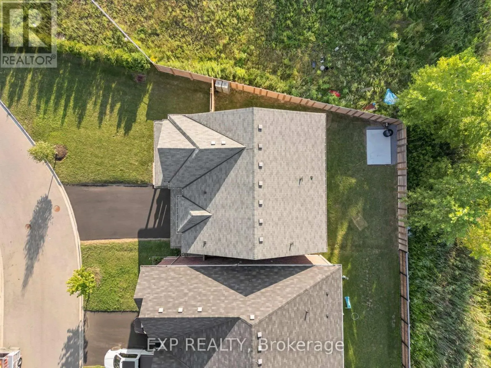 62 ESTHER CRESCENT