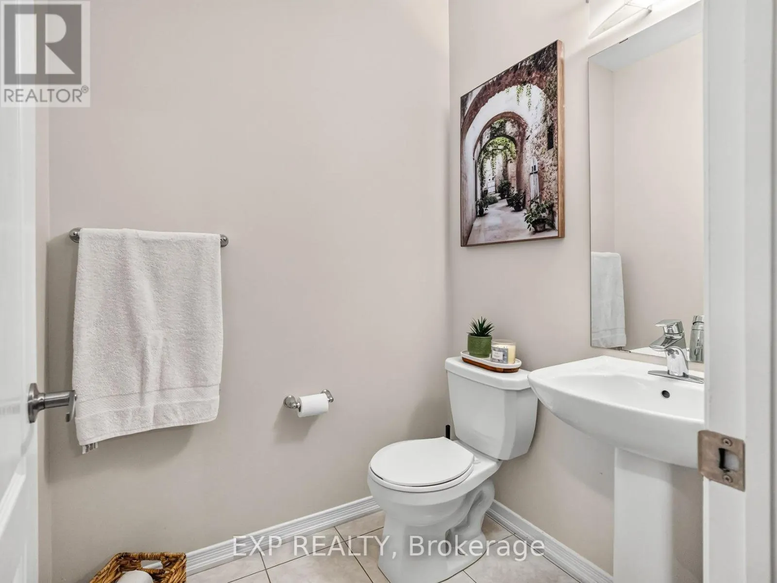 62 ESTHER CRESCENT