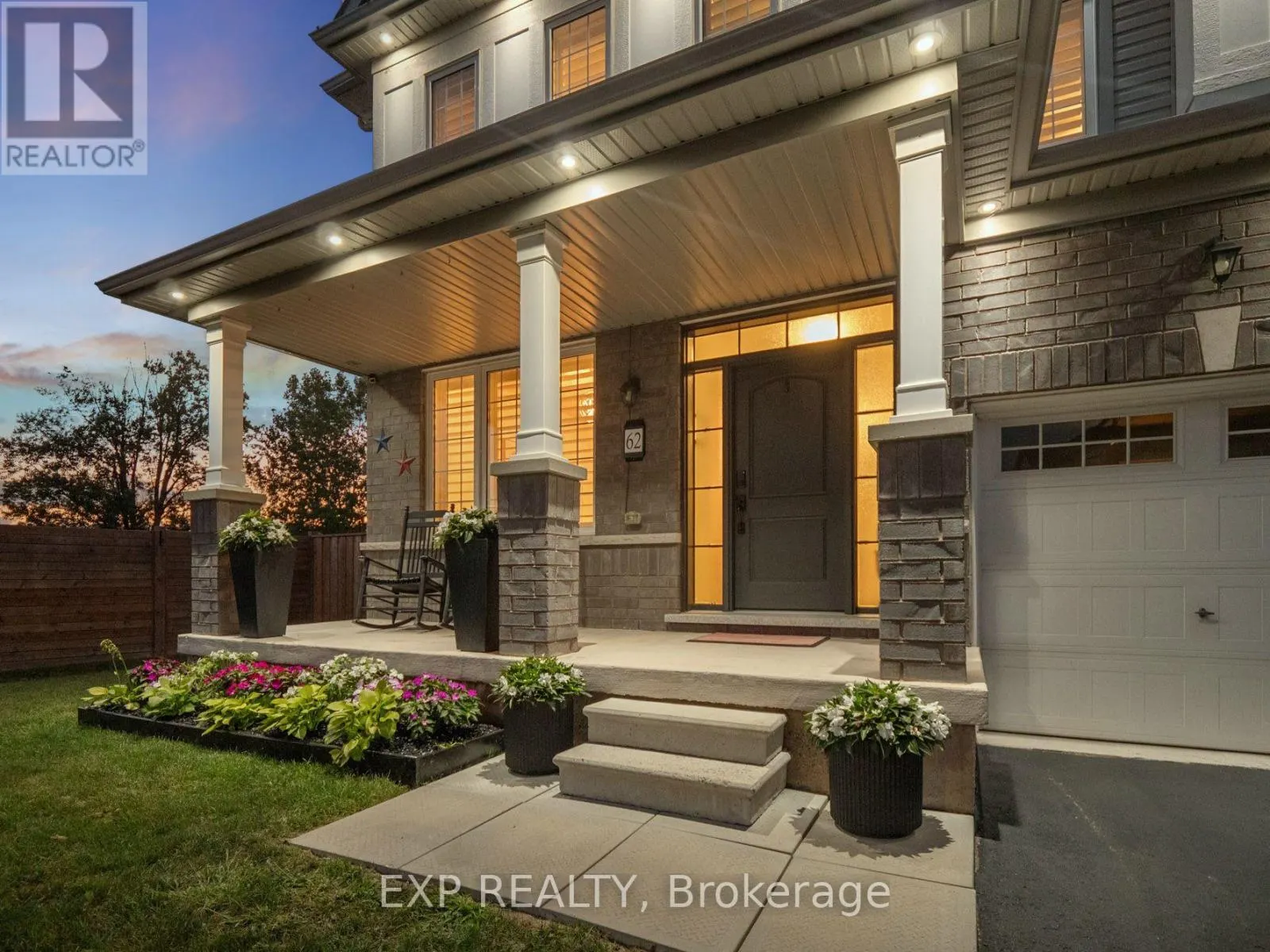 62 ESTHER CRESCENT