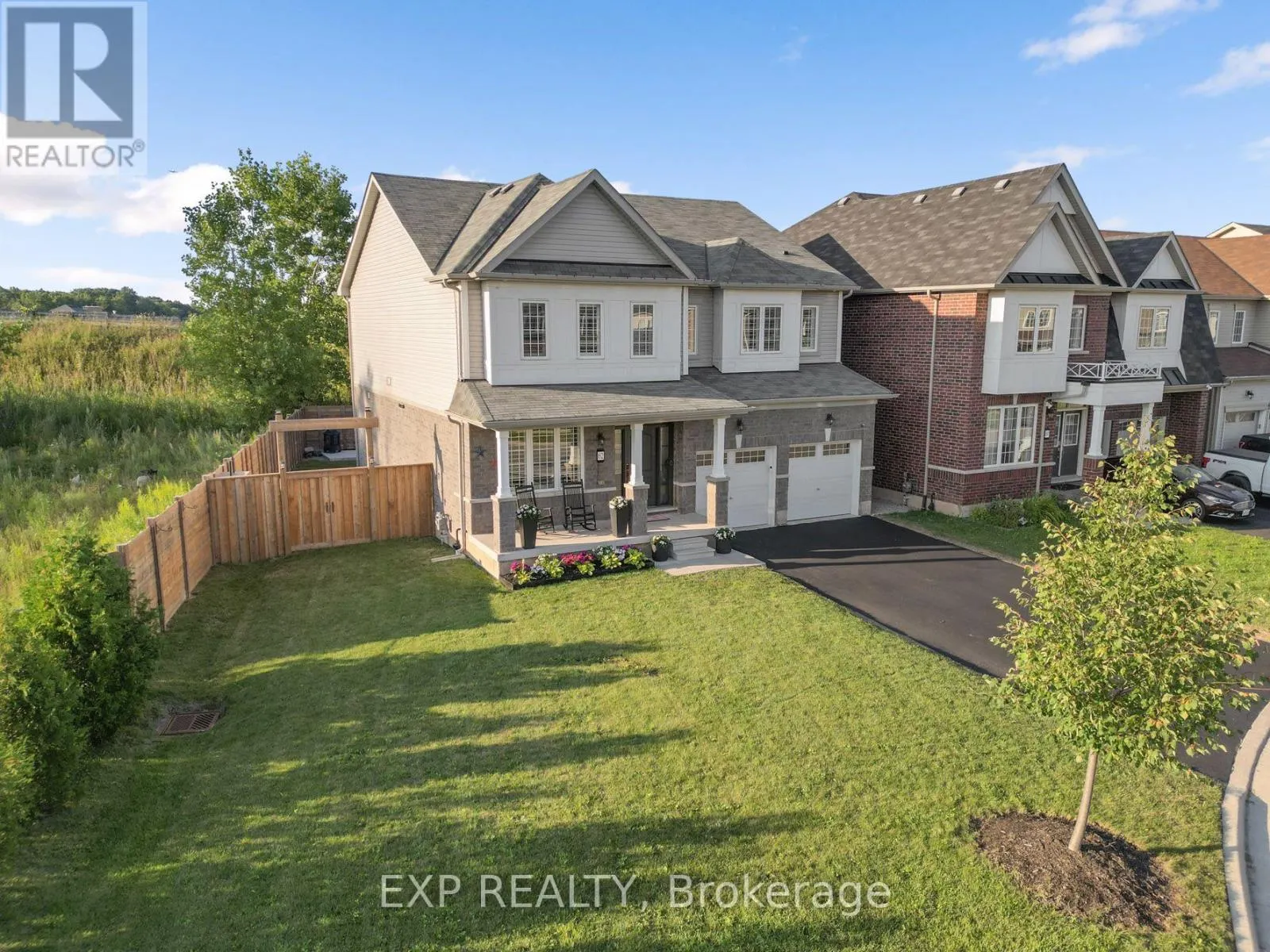 62 ESTHER CRESCENT