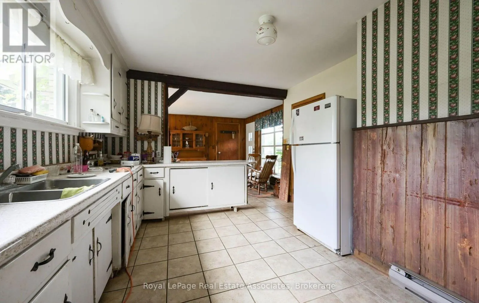 27 ROTHSAY AVENUE