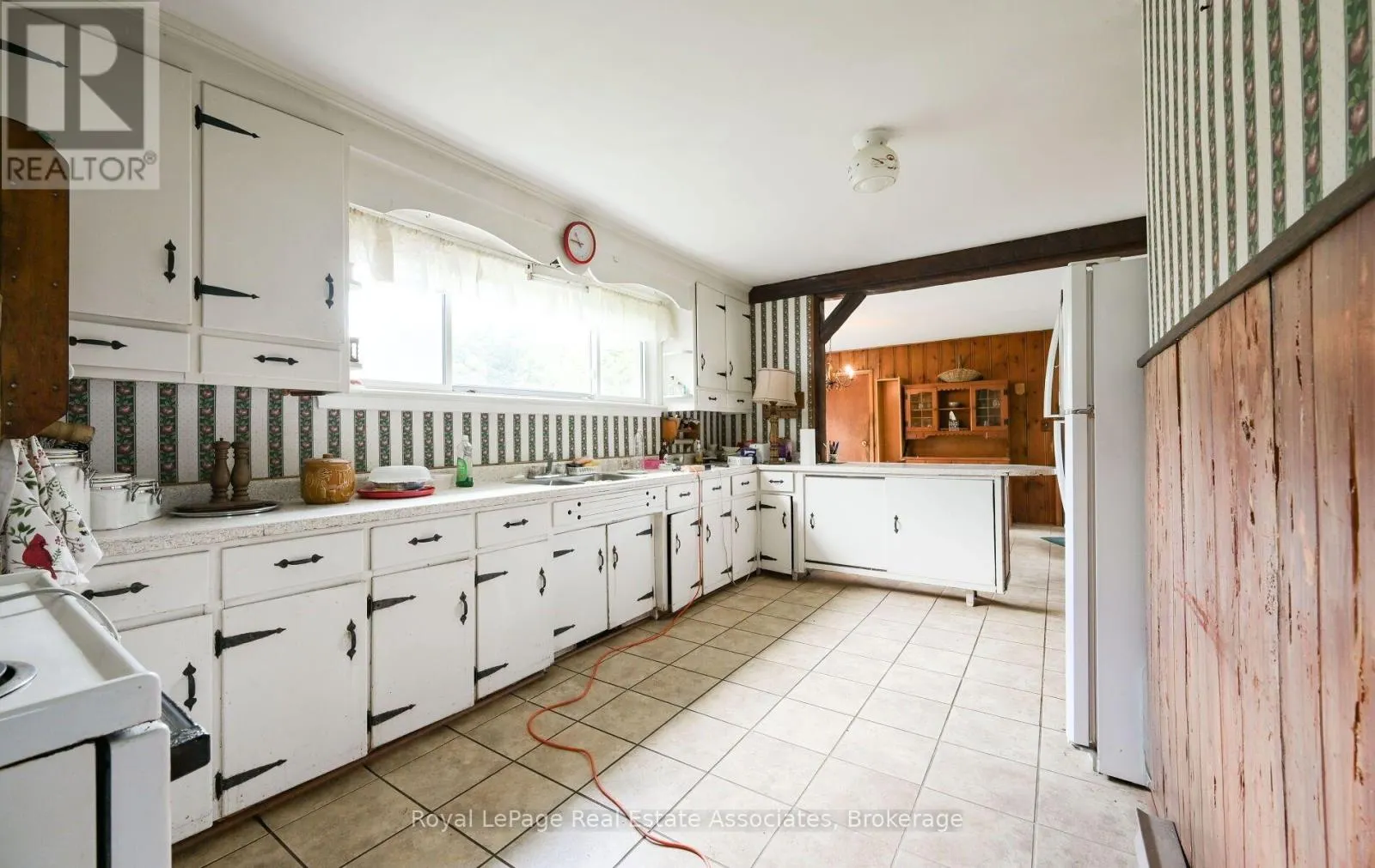 27 ROTHSAY AVENUE