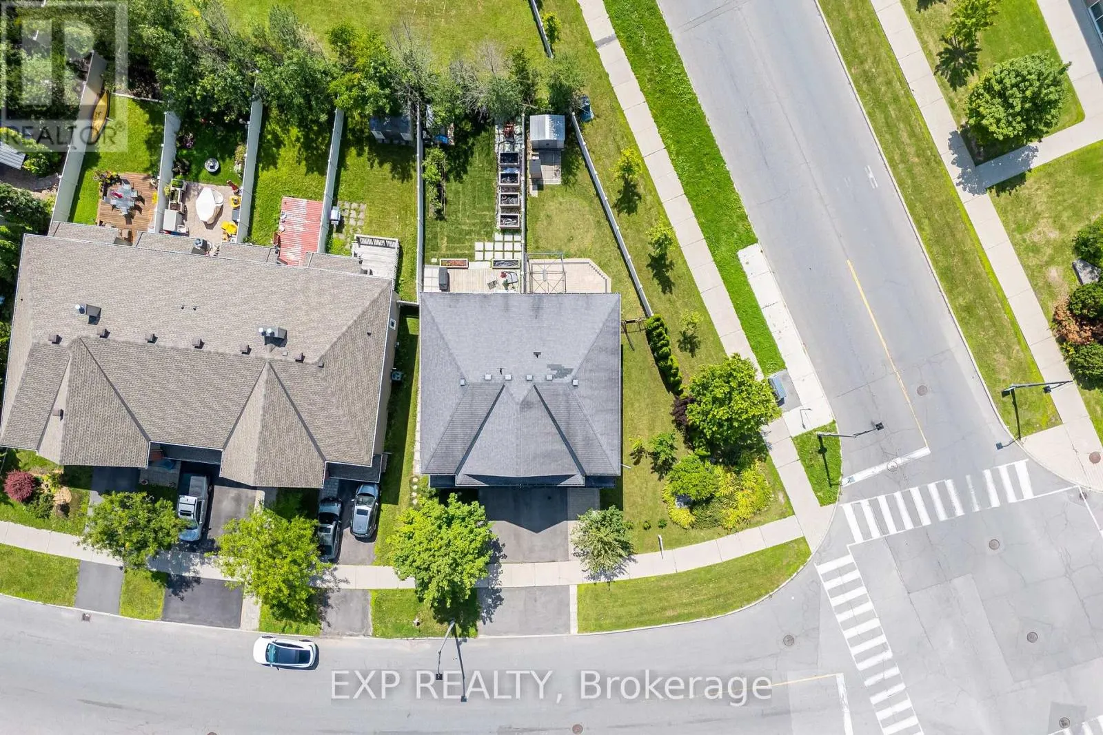 4220 KELLY FARM DRIVE