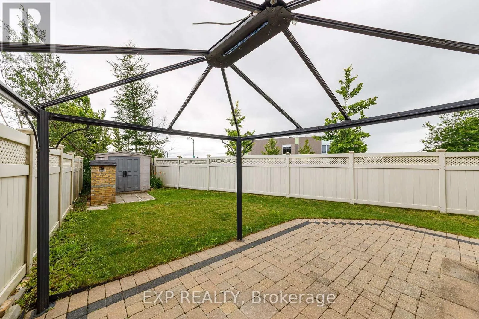4220 KELLY FARM DRIVE