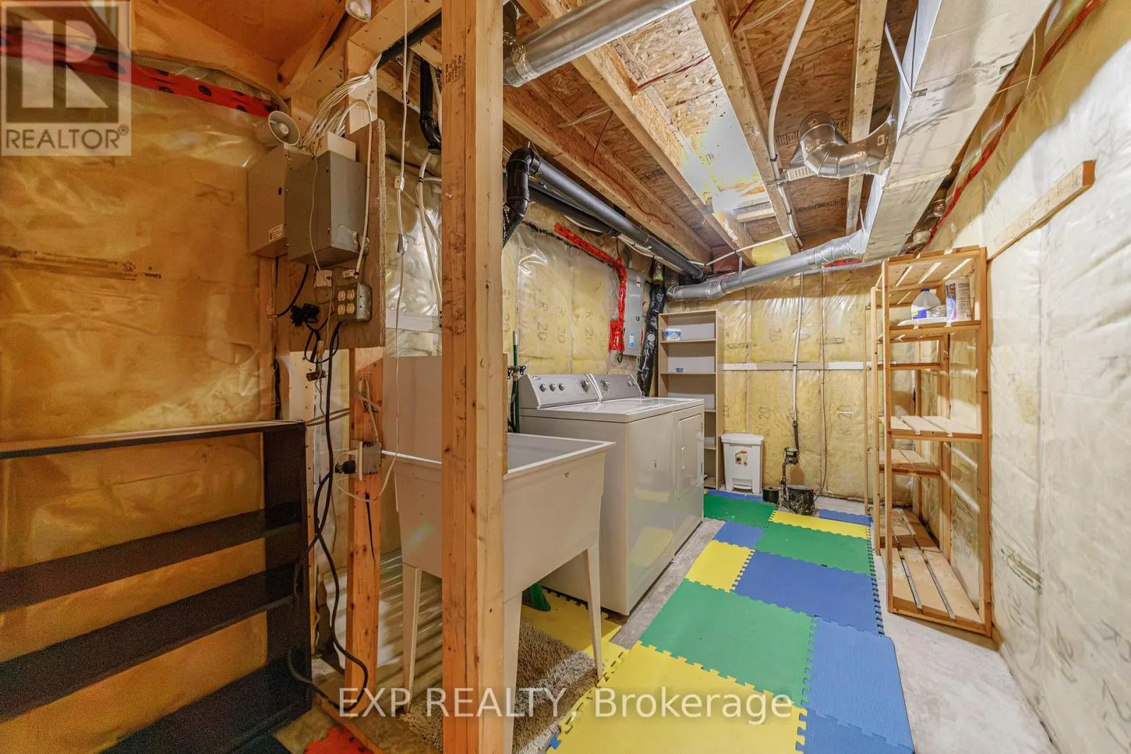 4220 KELLY FARM DRIVE