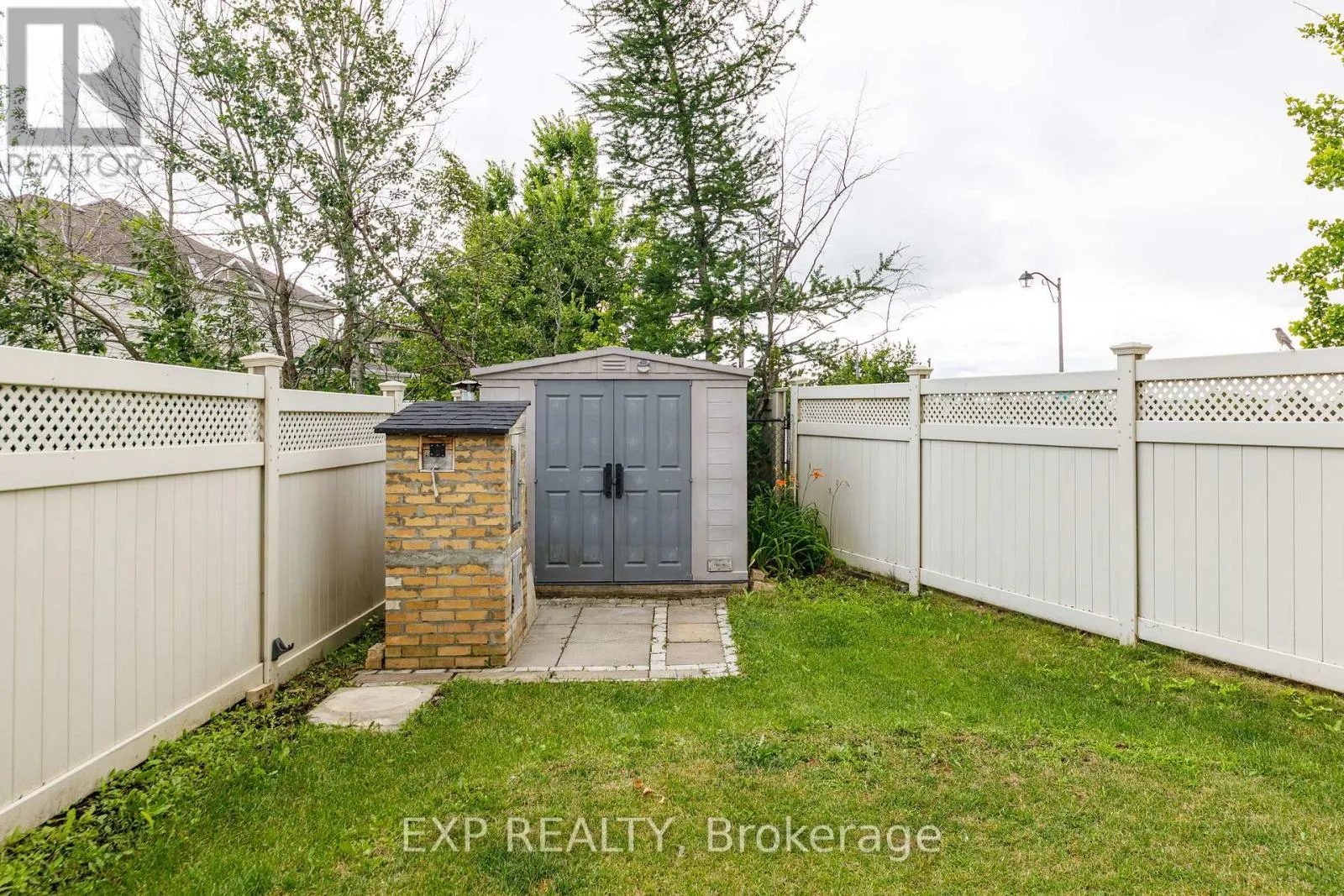 4220 KELLY FARM DRIVE