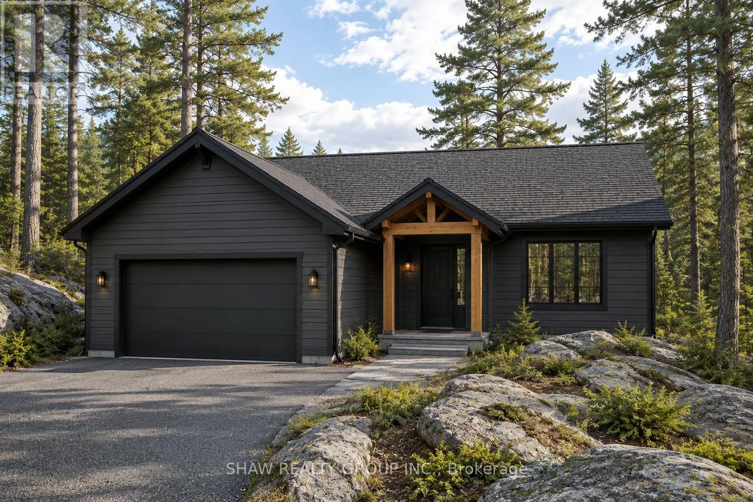 6 GLEN EAGLE COURT