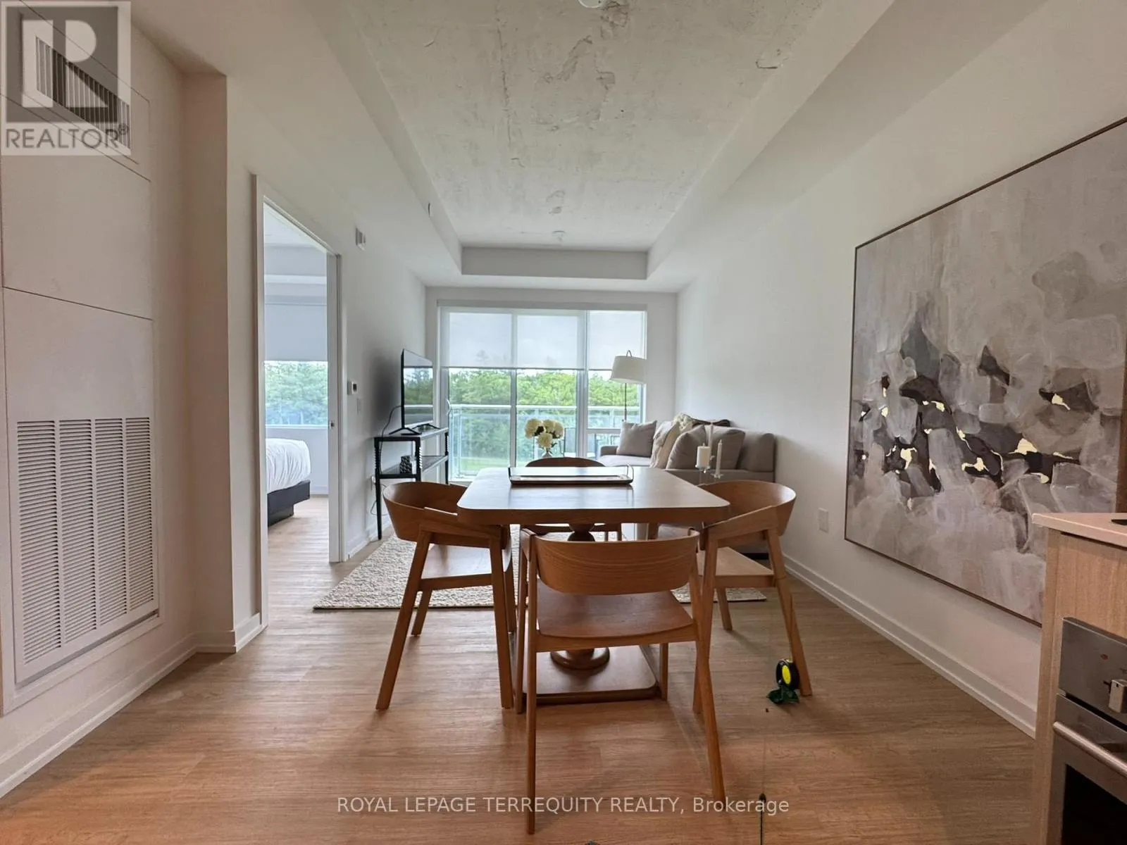 309 - 100 CARRICK TRAIL