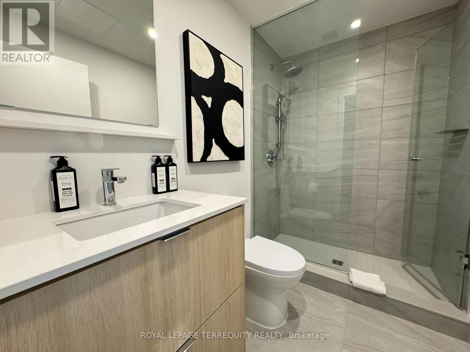 309 - 100 CARRICK TRAIL